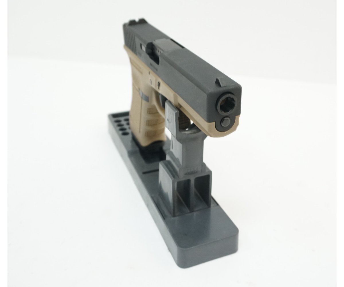 Страйкбольный пистолет WE Glock-17 Gen.3 Tan (WE-G001A-TAN)