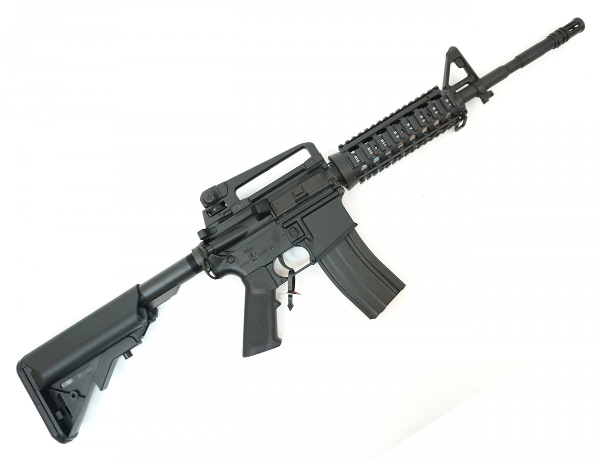 Страйкбольный автомат Cyma M4 RIS (CM.007)