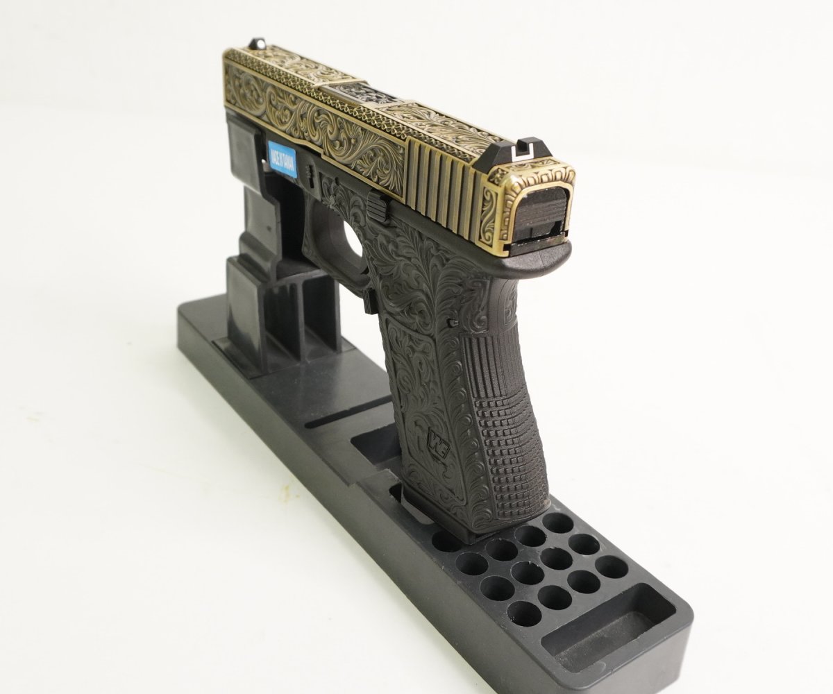 Страйкбольный пистолет WE Glock-19 Gen.3 Bronze, с гравировкой (WE-G003BOX-FP)