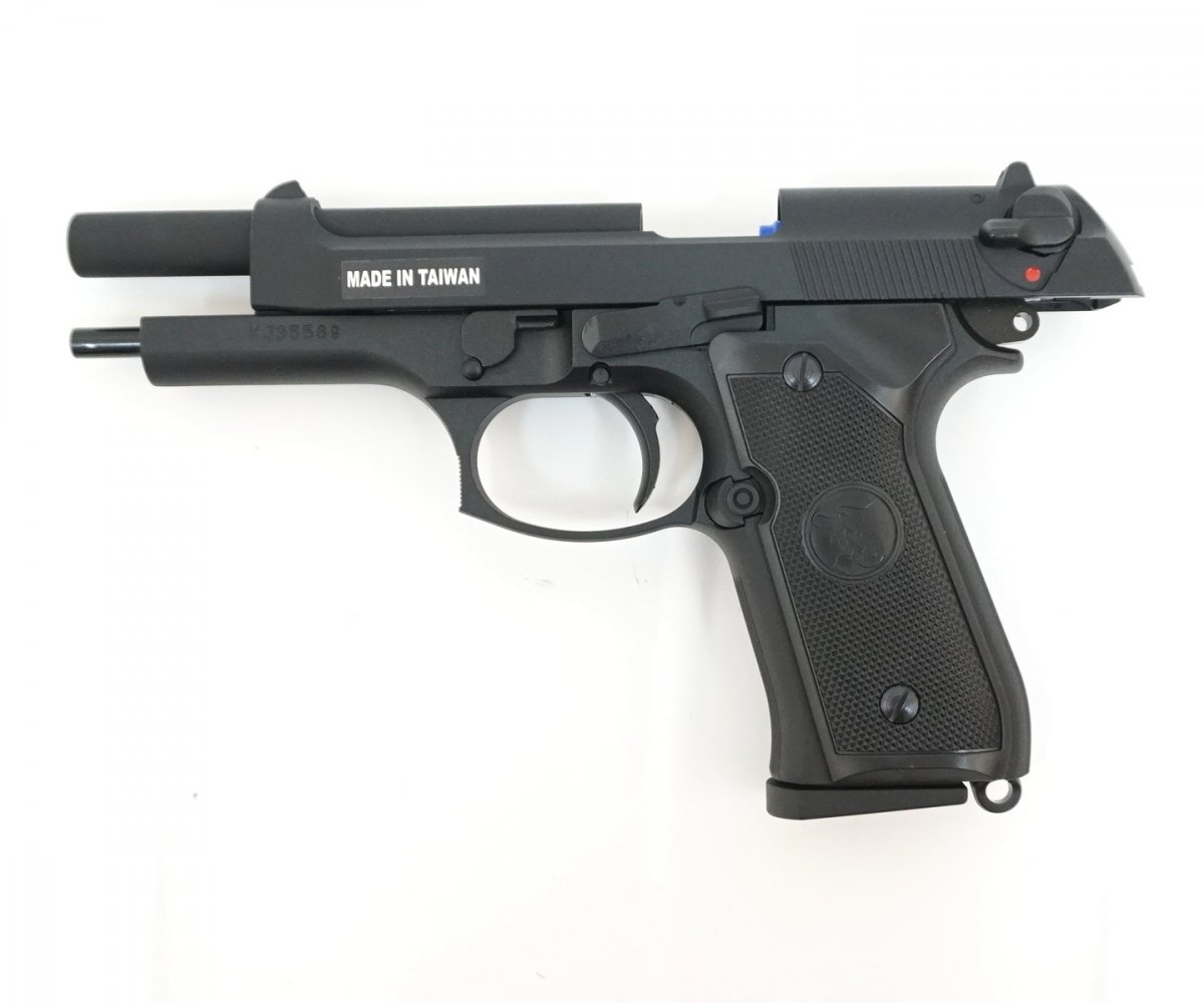 Страйкбольный пистолет KJW Beretta M9 Gas GBB