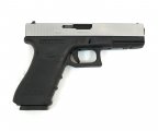Страйкбольный пистолет WE Glock-17 Gen.4 Silver, сменные накладки (WE-G001B-SV)