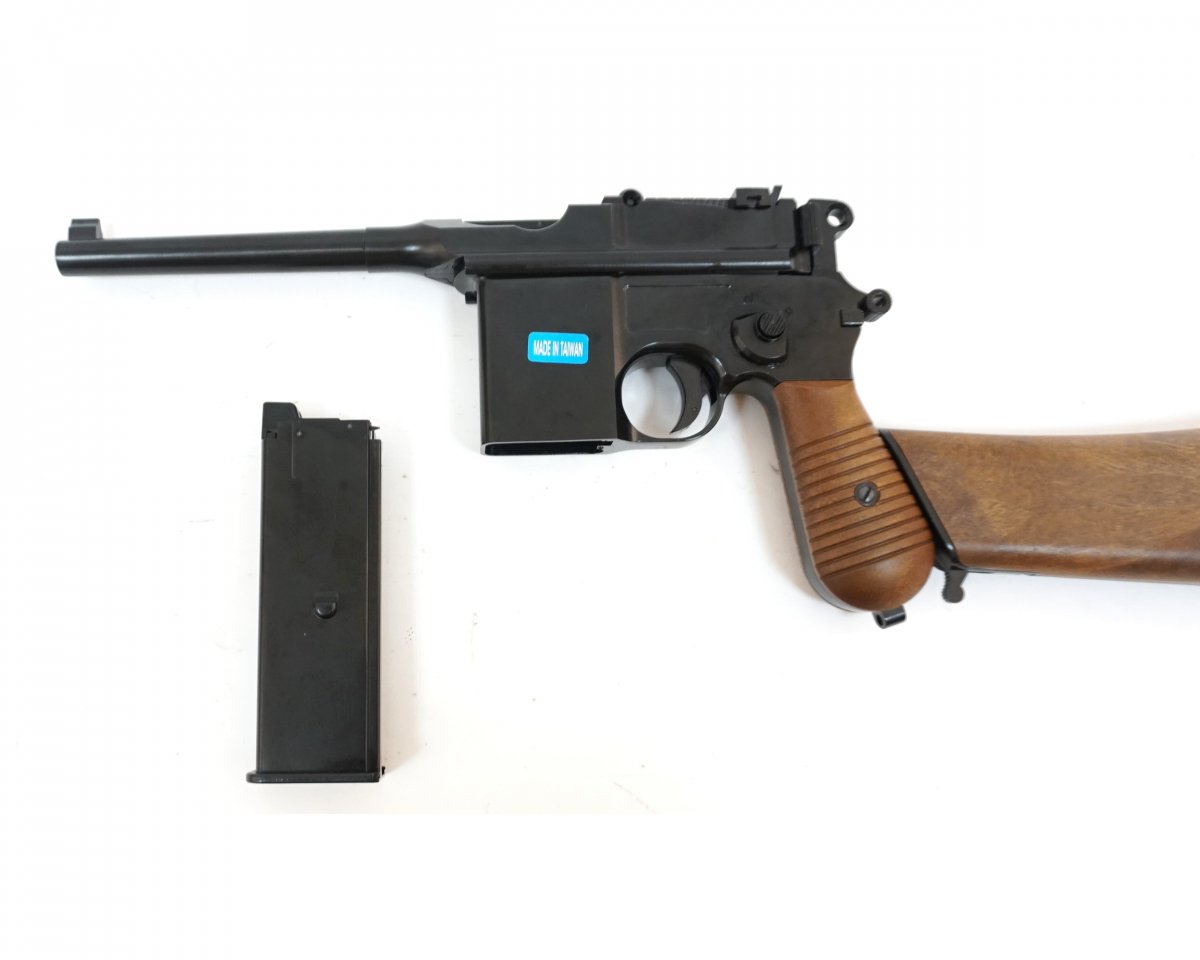 Страйкбольный пистолет WE Mauser 712, кобура-приклад (WE-712-BK)