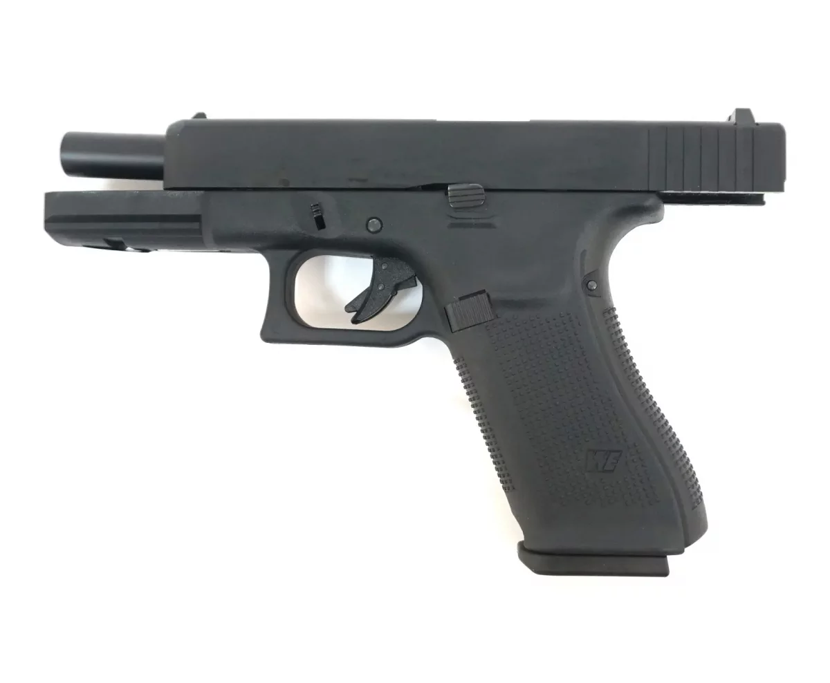 Страйкбольный пистолет WE Glock 17 Gen5 (WE-G001RDVB-BK) — металл-слайд, сменные накладки, площадки под оптику, 6 мм, Black