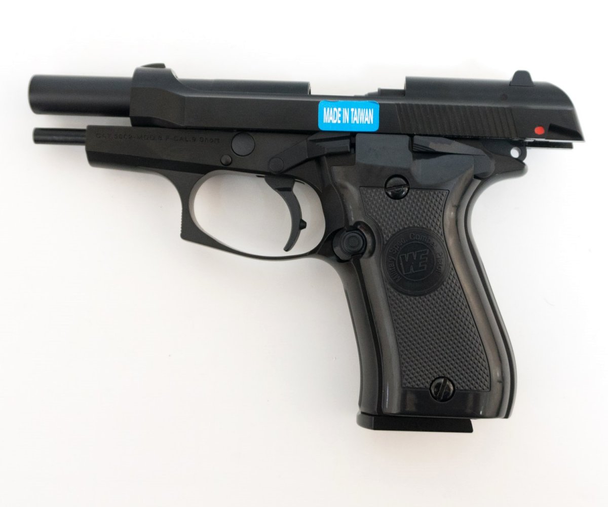 Страйкбольный пистолет WE Beretta M84 GBB (WE-M013-BK)