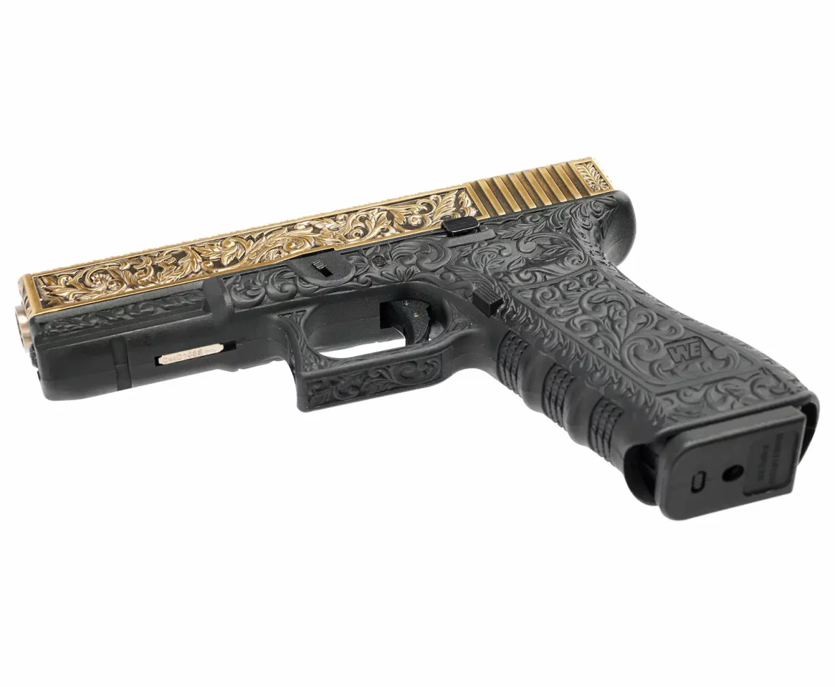 Страйкбольный пистолет WE G17 Gen3 (WE-G001BOX-FP) — «под бронзу», гравировка, GBB, 6 мм