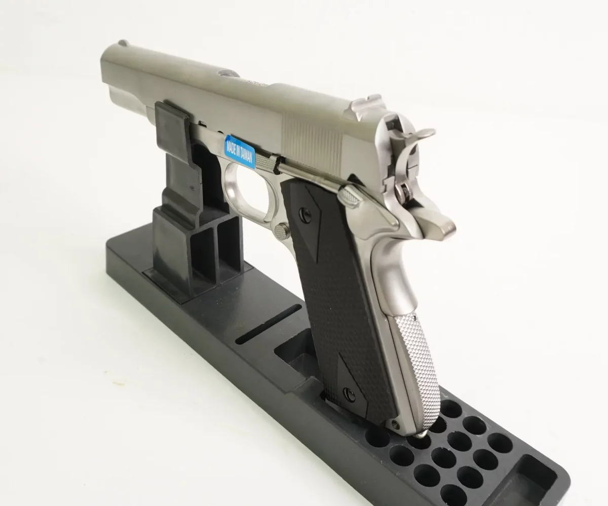 Страйкбольный пистолет WE 1911A1 (WE-E006-2) — газовый GBB, 6 мм, 2 магазина