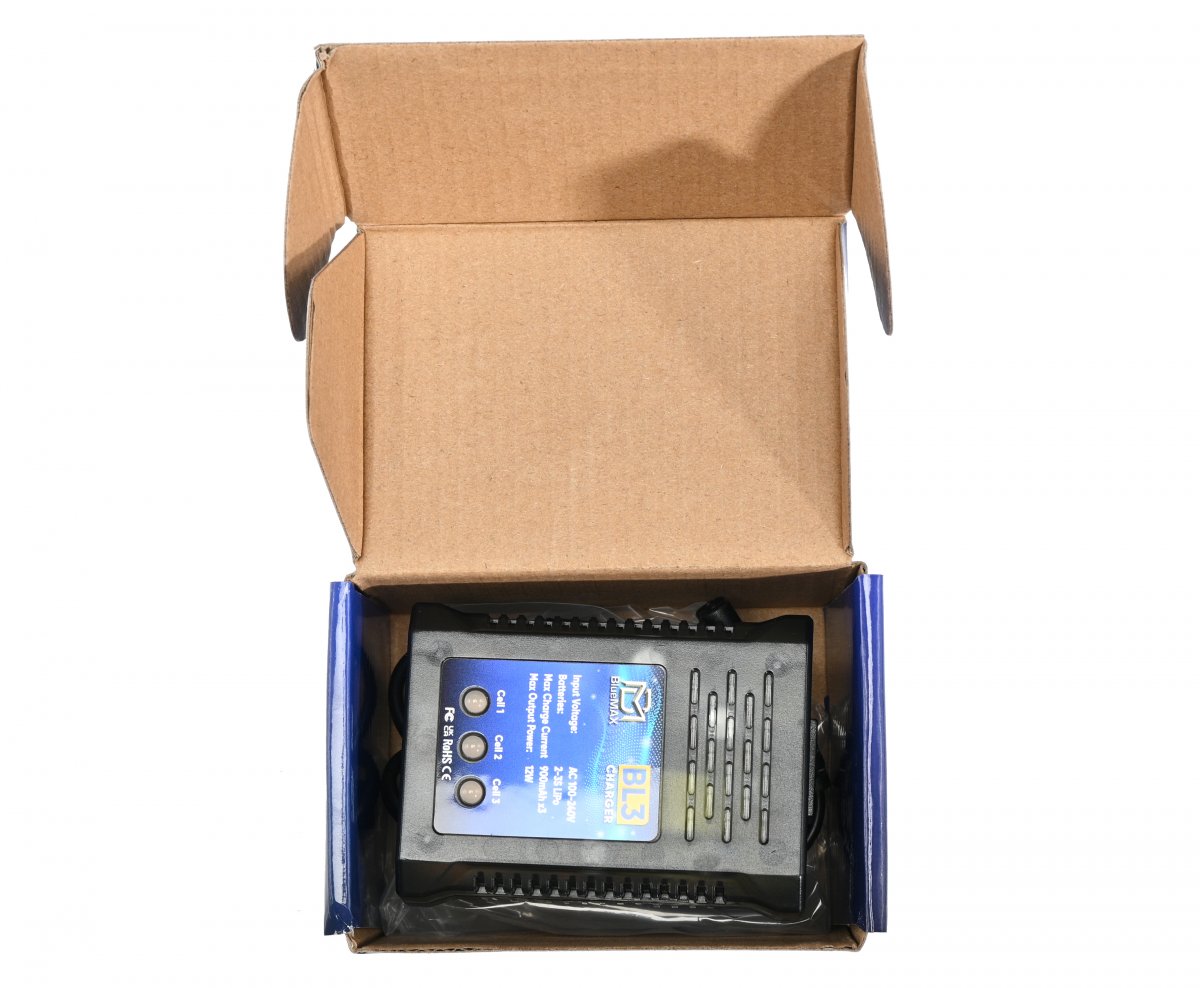 Зарядное устройство BlueMax BL3 Compact для Li-Po / Li-ion 2S-3S, 12 Вт, 0.9A, автоматическое