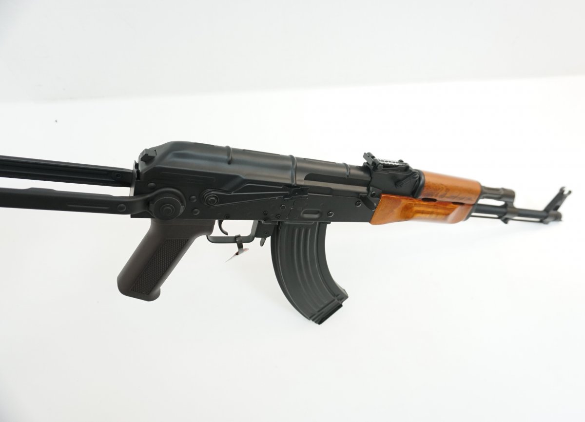 Страйкбольный автомат Cyma RКМС, складной приклад (CM.048S)