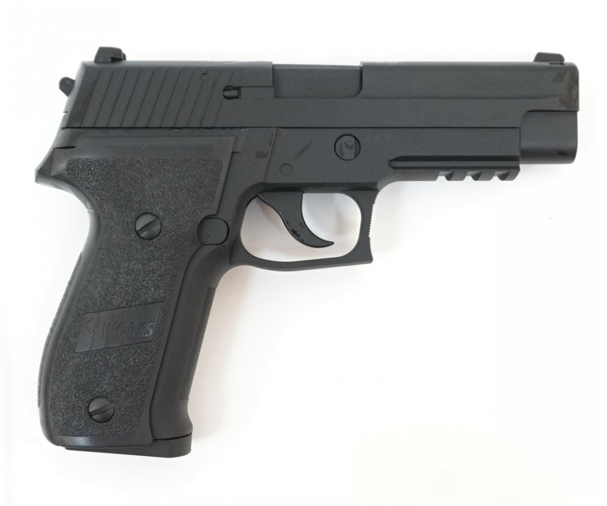 Страйкбольный пистолет KJW SigSauer P226 Gas (KP-01.GAS)