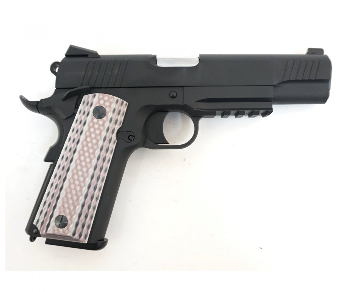 Страйкбольный пистолет WE Colt M45A1 Black (WE-E015-BK)