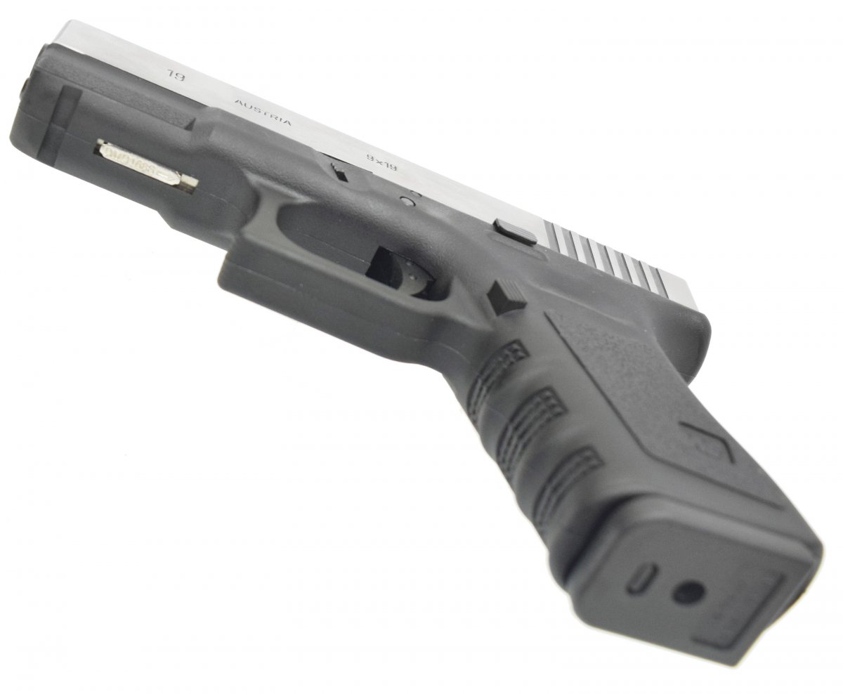Страйкбольный пистолет WE Glock 19 Gen 3 (WE-G003A-SV, серебро, 6 мм)