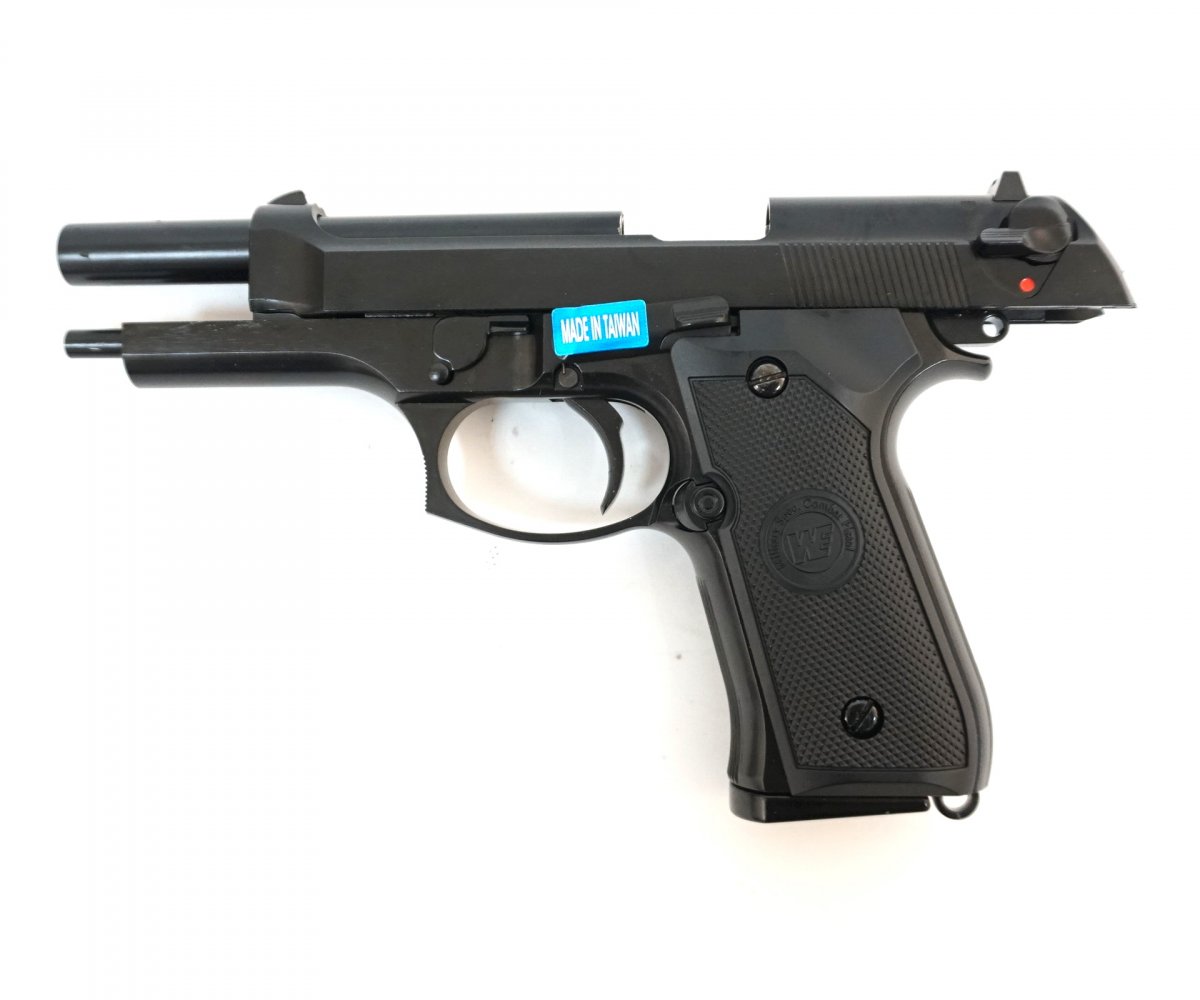 Страйкбольный пистолет WE Beretta M92F Auto GBB (WE-M011BOX-B)
