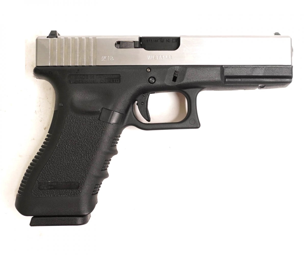 Страйкбольный пистолет WE Glock-18 Gen.3 Silver (WE-G002A-SV)