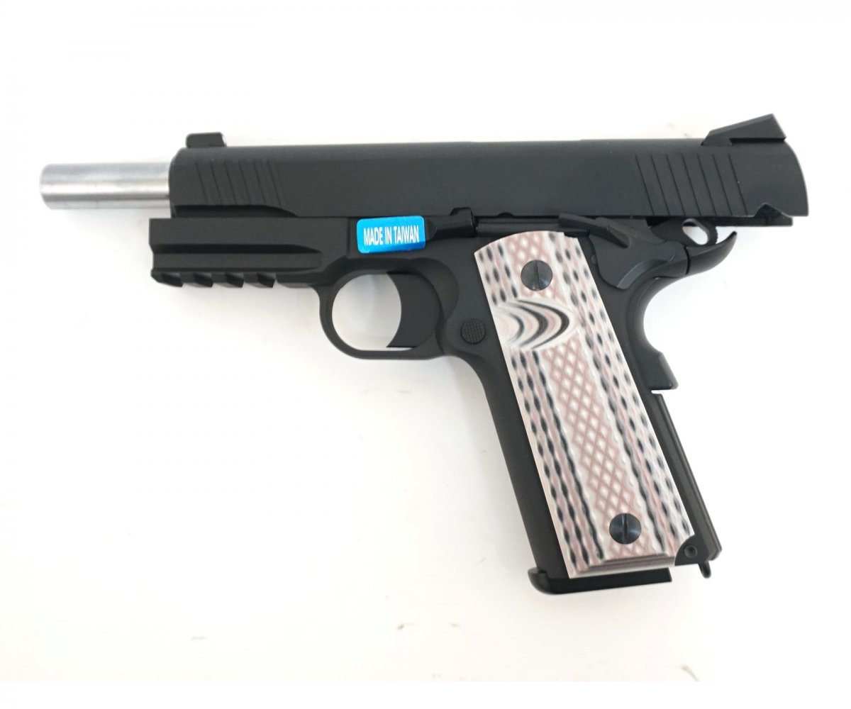 Страйкбольный пистолет WE Colt M45A1 Black (WE-E015-BK)