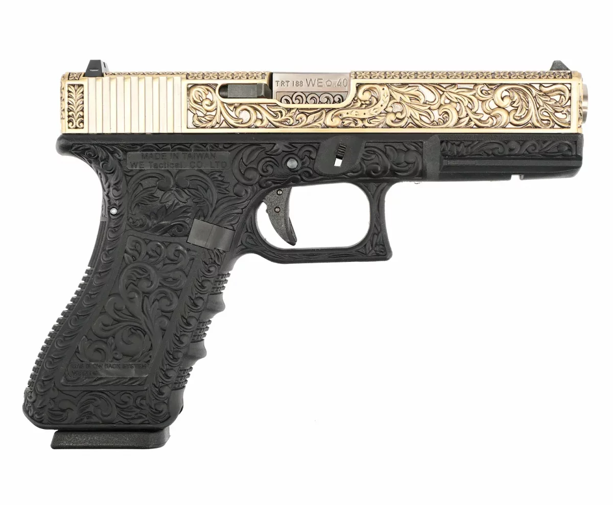 Страйкбольный пистолет WE G17 Gen3 (WE-G001BOX-FP) — «под бронзу», гравировка, GBB, 6 мм
