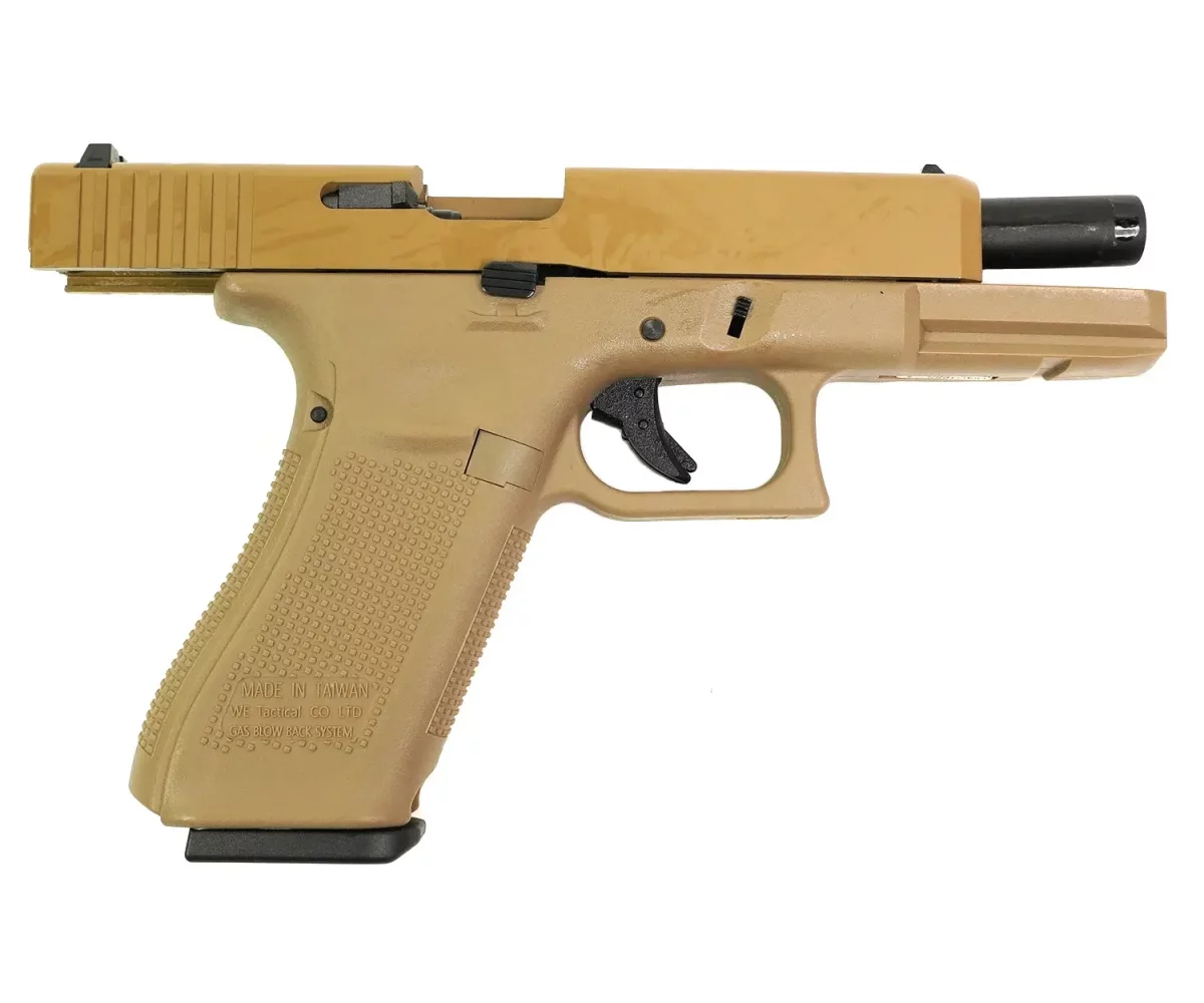 Страйкбольный пистолет WE Glock 17 Gen5 (WE-G001VB-TAN) — металл-слайд, сменные накладки, Tan, GBB, 6 мм