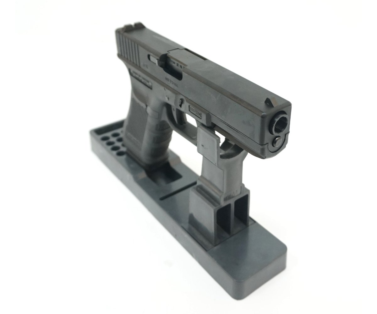 Страйкбольный пистолет WE Glock-17 Gen.4, сменные накладки (WE-G001B-BK)