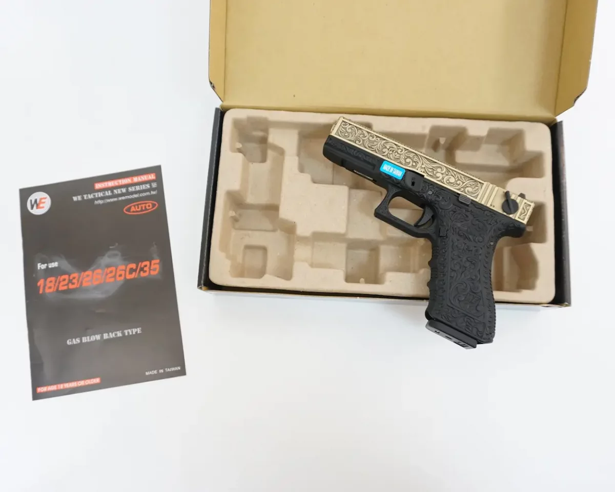 Страйкбольный пистолет WE Glock 18 Gen3 (WE-G002BOX-FP) — «под бронзу», авто/одиночный, GBB, 6 мм