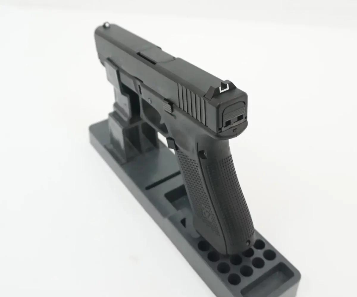 Страйкбольный пистолет WE Glock 17 Gen5 (WE-G001RDVB-BK) — металл-слайд, сменные накладки, площадки под оптику, 6 мм, Black