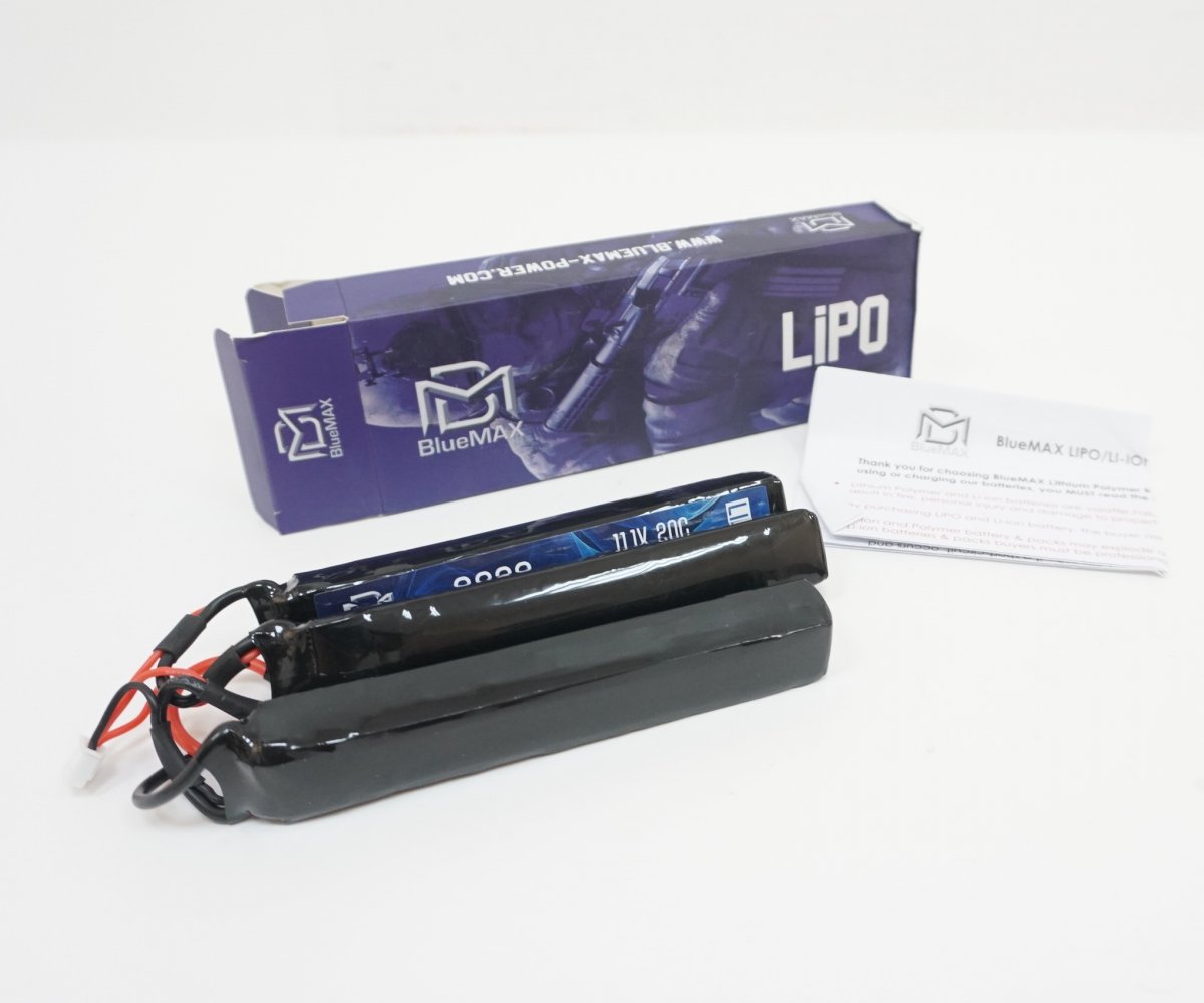 BlueMax 11.1V Lipo 3000mAh 20C трехлепестковый 17.6*25*128 Аккумулятор BlueMAX Li-Po 11.1V 3000mah 20C, 3 x (128x25x17,6) мм (триплет)