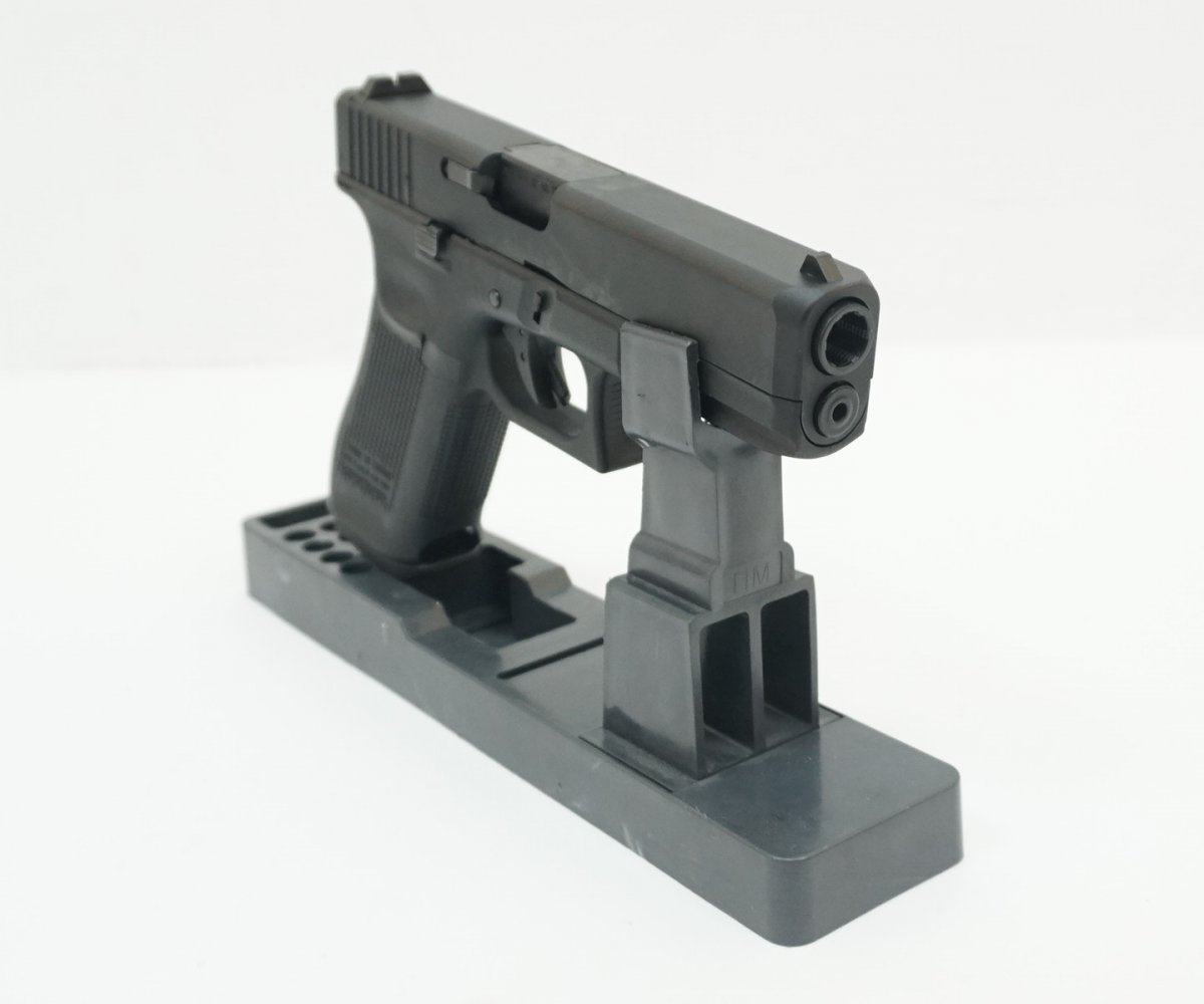 Страйкбольный пистолет WE Glock-17 Gen.5, сменные накладки (WE-G001VB-BK)