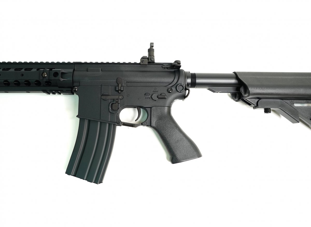 Страйкбольный автомат Cyma AR15 custom Mosfet Edition (CM.620)