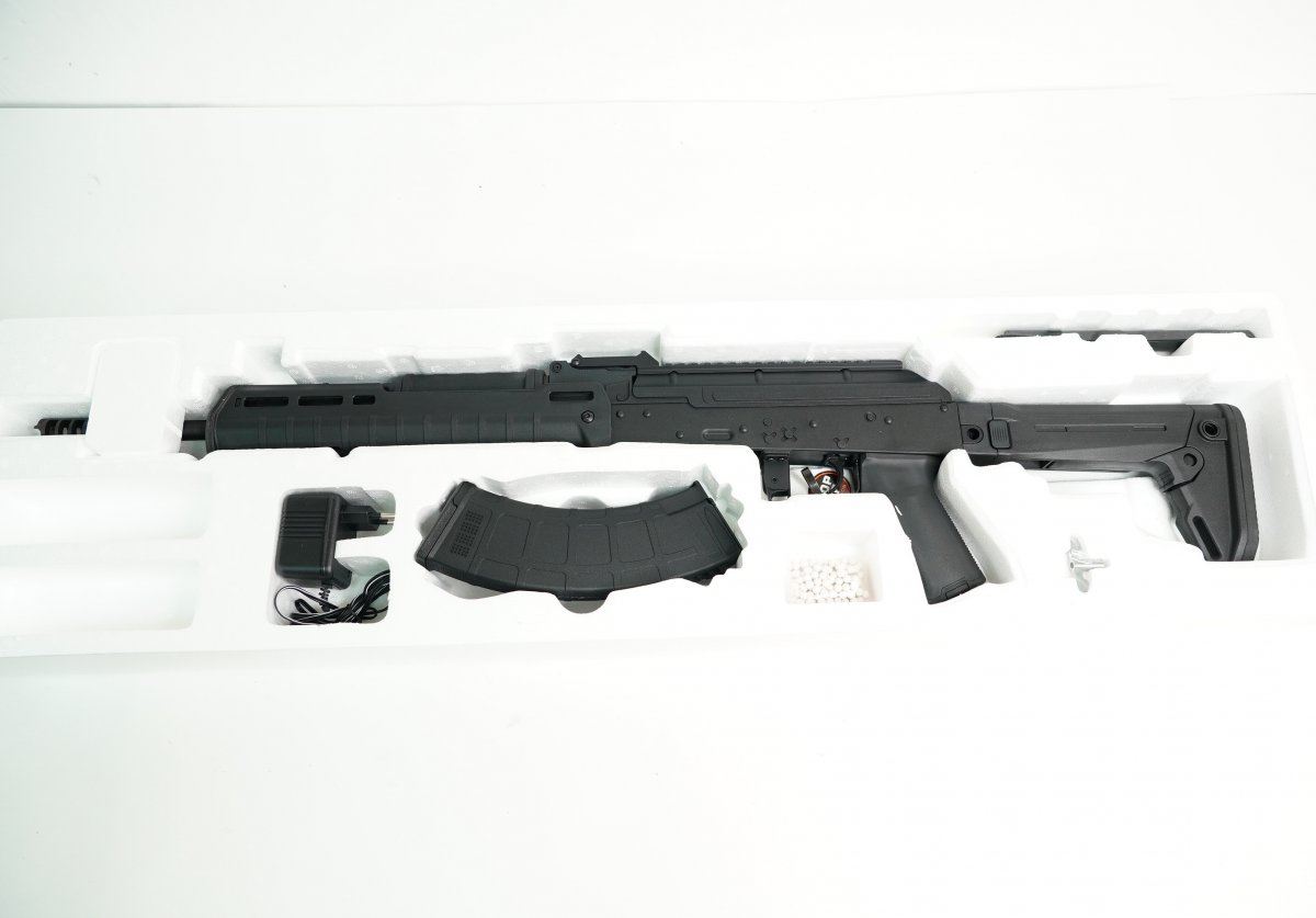 Страйкбольный автомат Cyma RК Magpul custom, складной приклад (CM.680B)