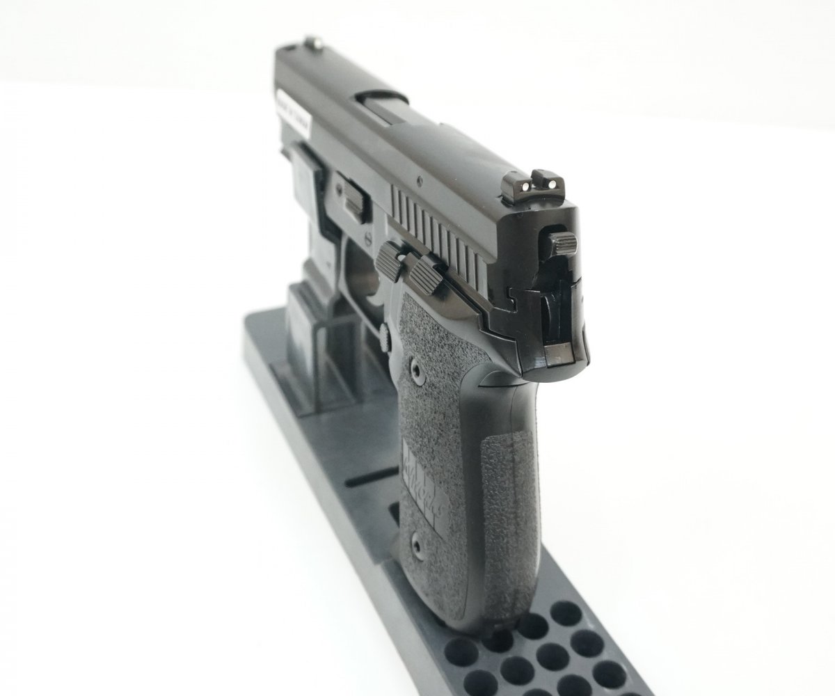 Страйкбольный пистолет KJW SigSauer P229 GBB (KP-02.GAS)