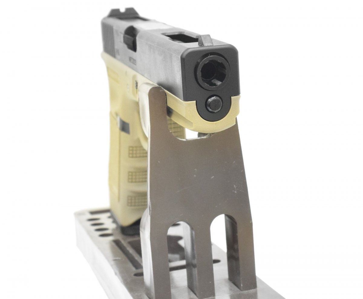 Страйкбольный пистолет WE Glock-18 Gen.3 Tan (WE-G002A-TAN)
