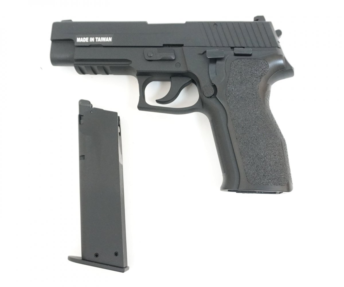 Страйкбольный пистолет KJW SigSauer P226E2 GBB (KP-01-E2.GAS)