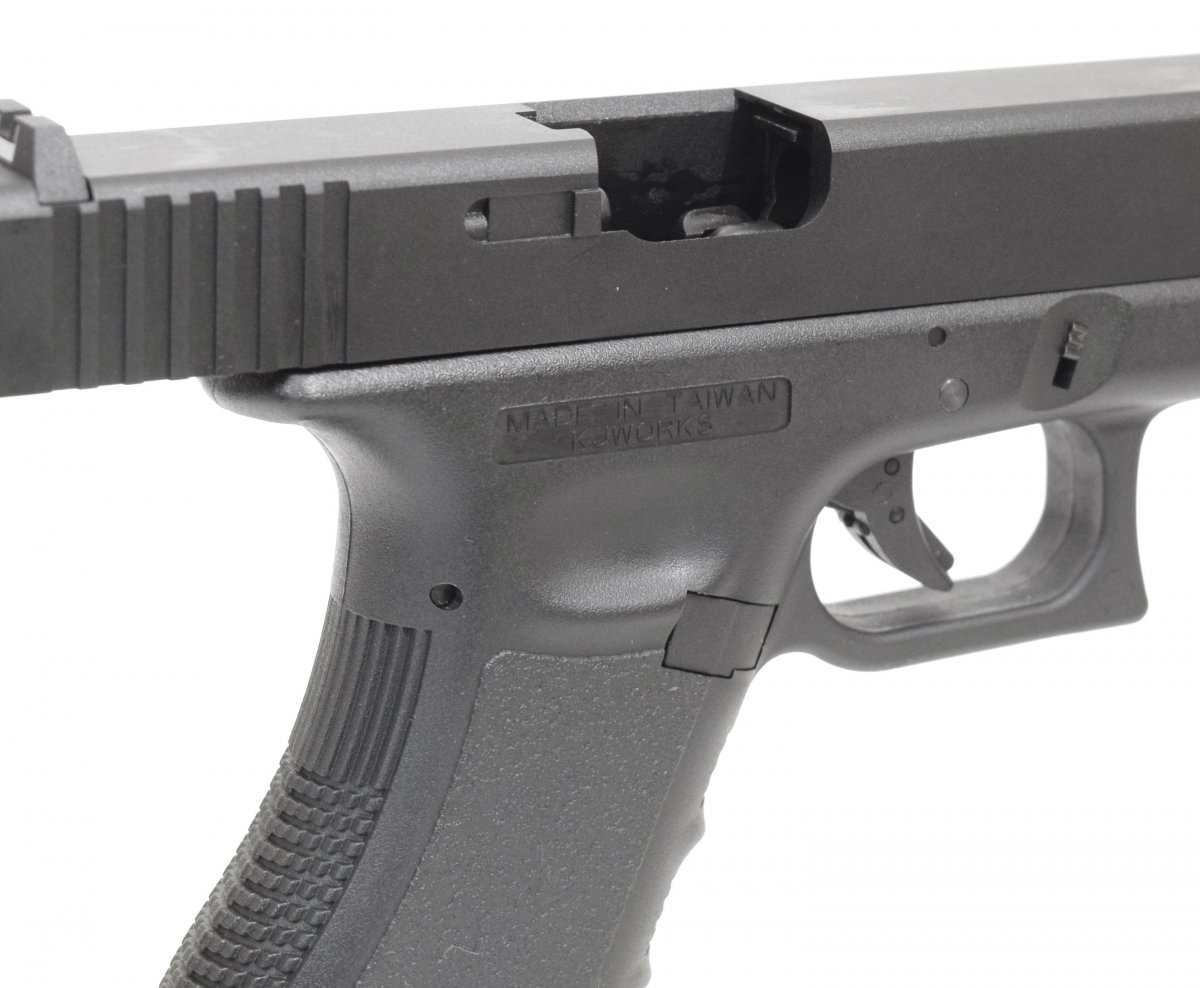 Страйкбольный пистолет KJW Glock G17 CO₂, металл. затвор (KP-17-MS.CO2)