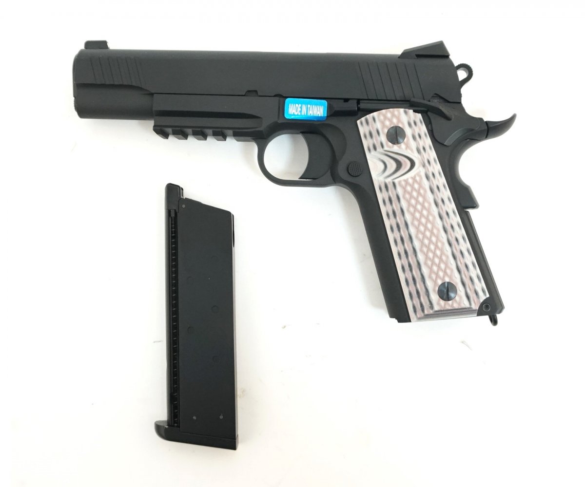 Страйкбольный пистолет WE Colt M45A1 Black (WE-E015-BK)
