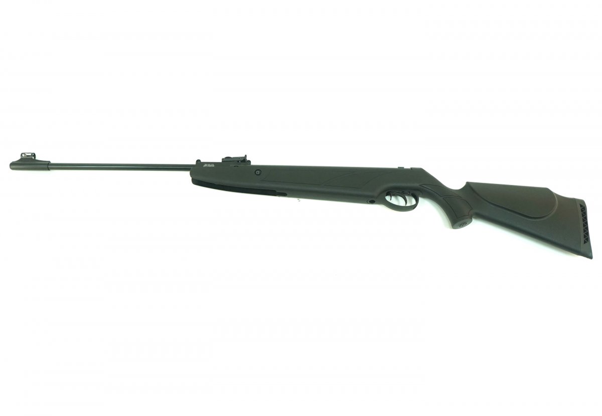 Пневматическая винтовка Ekol Major ES450 Black (3 Дж)