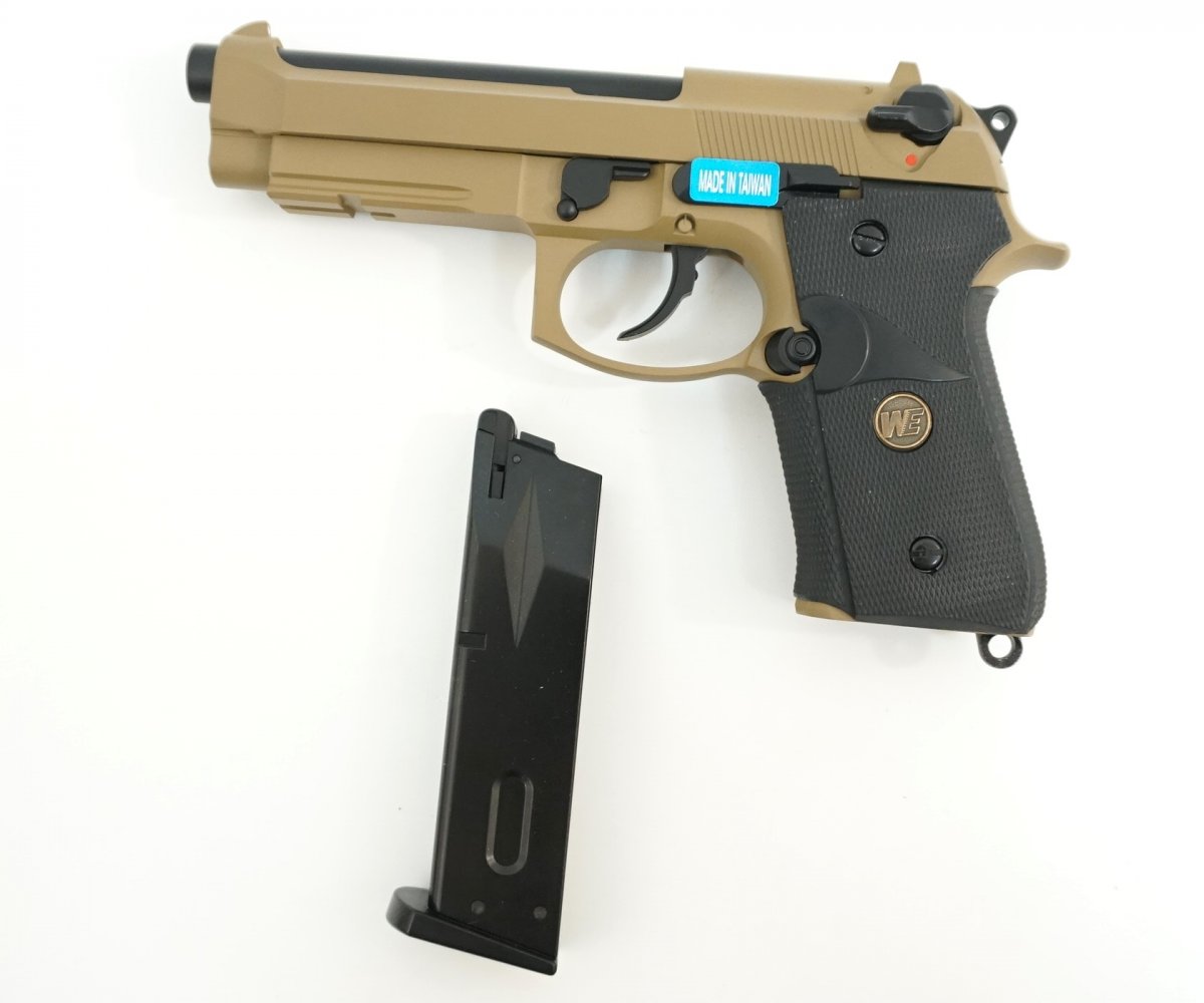 Страйкбольный пистолет WE Beretta M9A1 Rail Tan (WE-M009)