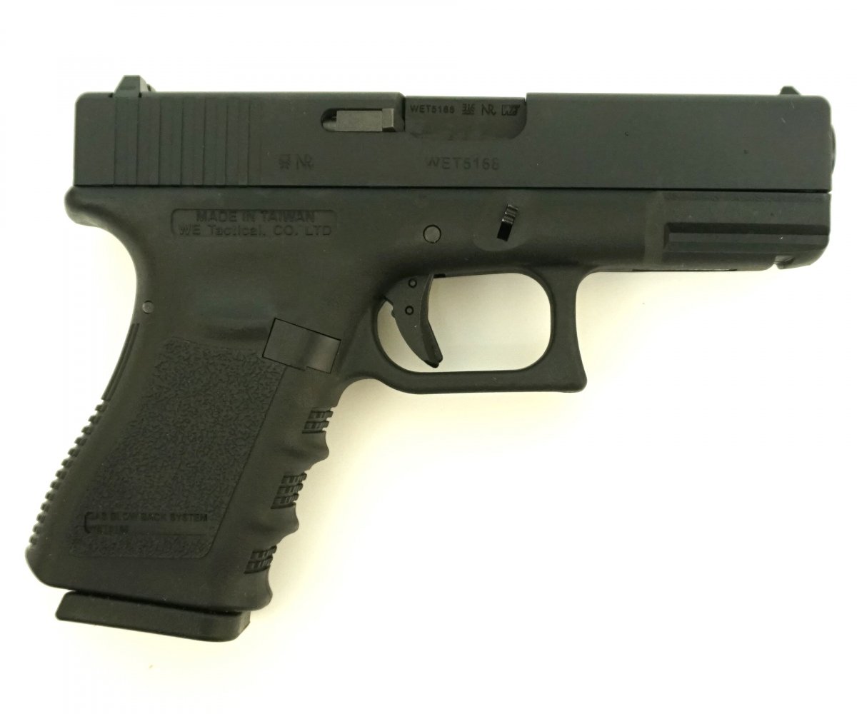 Страйкбольный пистолет WE WE-G003A Gen 3 (6 мм, Glock 19)