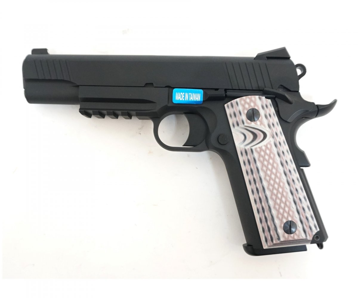 Страйкбольный пистолет WE Colt M45A1 Black (WE-E015-BK)